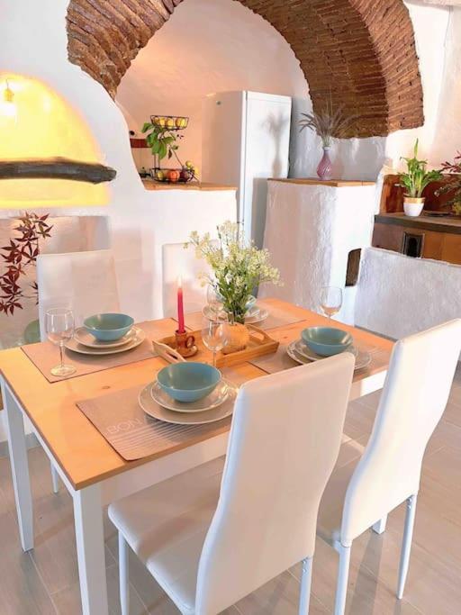 La Palmera. Casa Rural Con Piscina Privada. Benadalid Kültér fotó