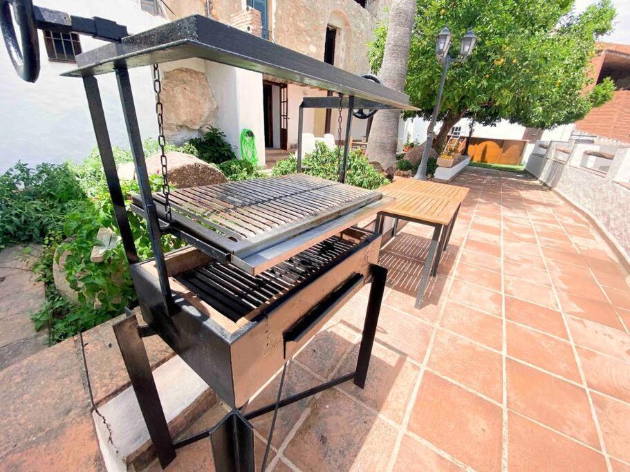 La Palmera. Casa Rural Con Piscina Privada. Benadalid Kültér fotó